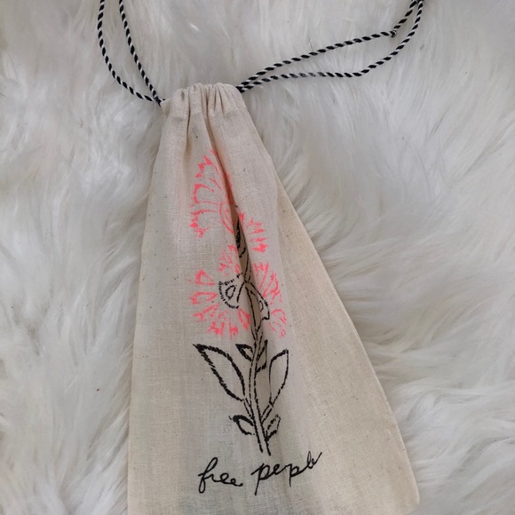 Free People Millie Layered necklace - Picture 4 of 8